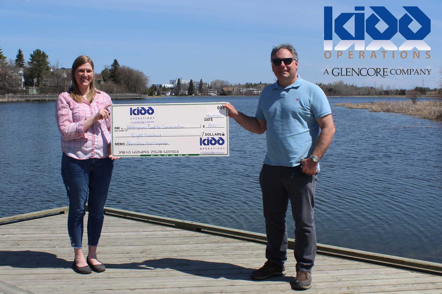 Cheque presentation from Glencore Kidd Operations to Wintergreen Fund for Conservation